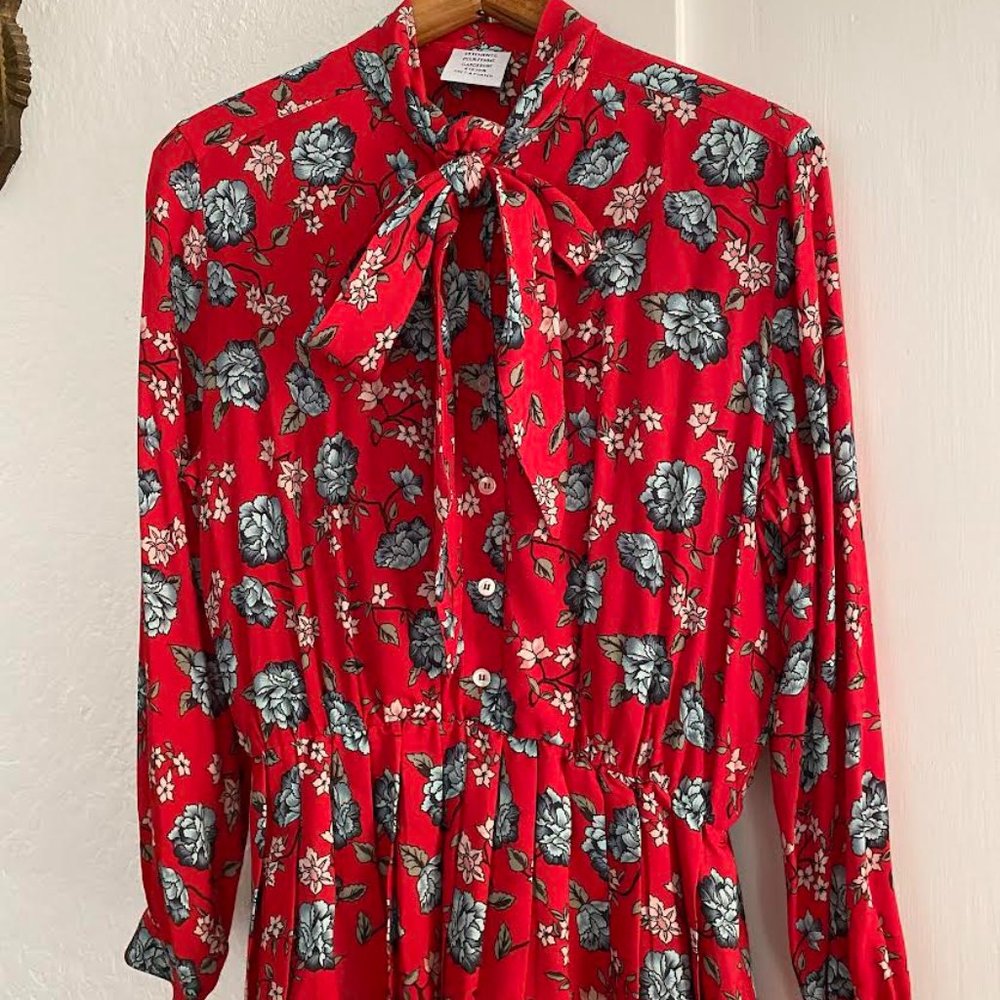 VETEMENTS Red Floral Blouse 2019 Size SMALL